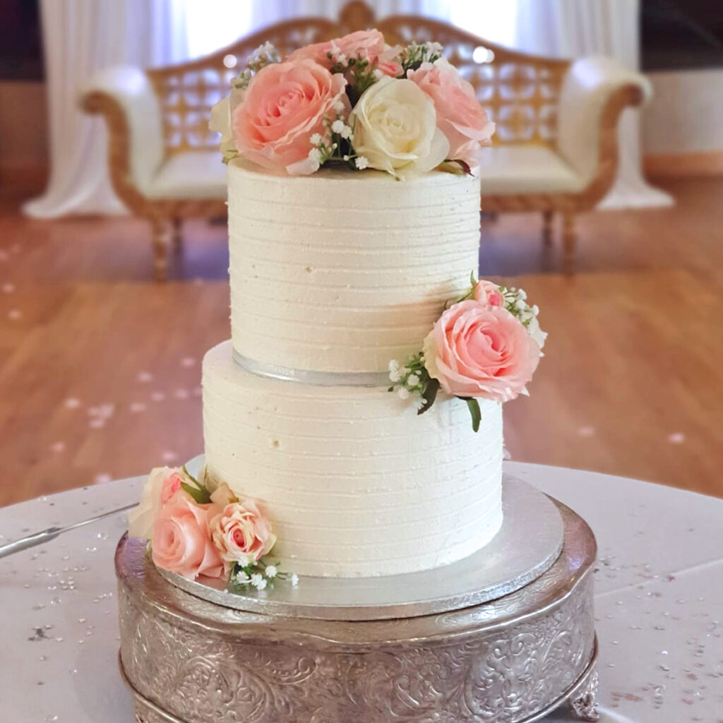 Nude Wedding Cake WB08 Paul's Bakery