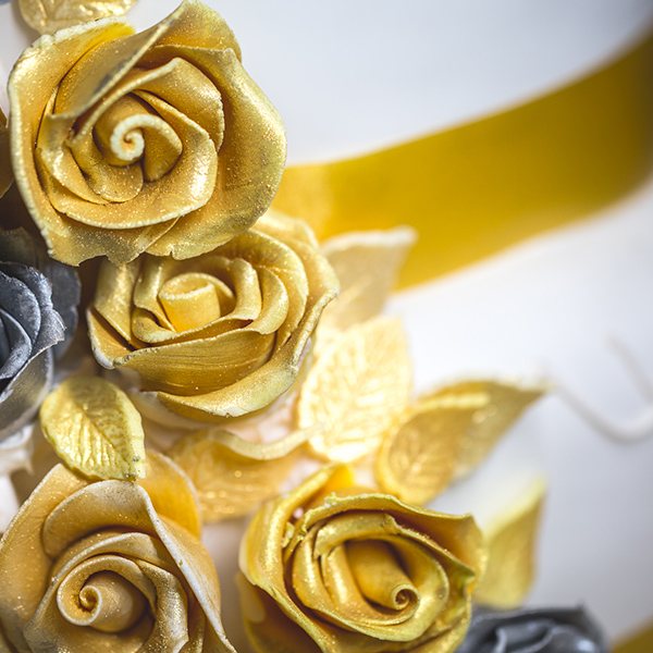 London's Famous Egg & Eggless Birthday Cakes, Wedding Cakes in London